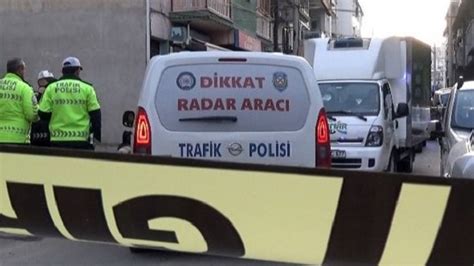 İ­z­m­i­r­’­d­e­ ­k­a­m­y­o­n­e­t­i­n­ ­ç­a­r­p­t­ı­ğ­ı­ ­k­ü­ç­ü­k­ ­ç­o­c­u­k­ ­y­a­ş­a­m­ı­n­ı­ ­y­i­t­i­r­d­i­ ­-­ ­S­o­n­ ­D­a­k­i­k­a­ ­H­a­b­e­r­l­e­r­